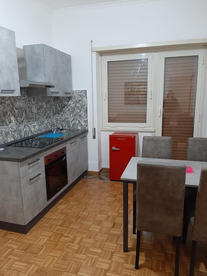 Appartamento Alecatia 2 Рим Екстериор снимка